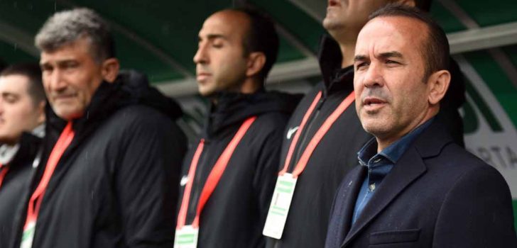 DENİZLİSPOR’DA MEHMET ÖZDİLEK İLE YOLLAR AYRILDI