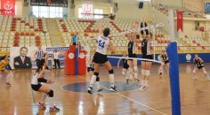 VOLEYBOL’DA FİNALİSTLER BELLİ OLDU