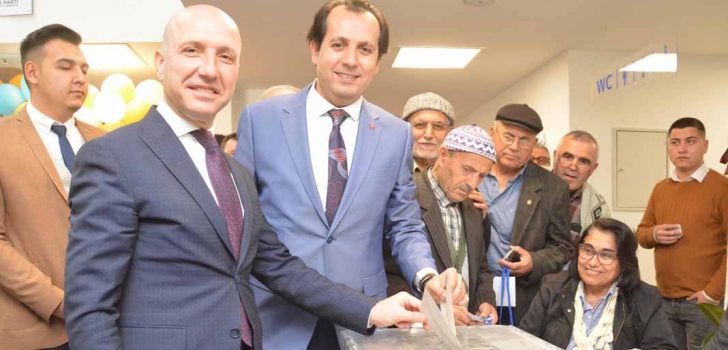 AK PARTİ SARAYKÖY İLÇE KONGRESİ YAPILDI