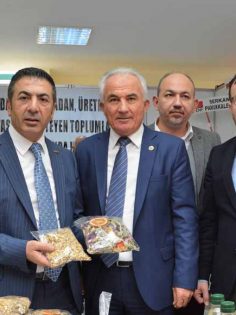 BAŞKAN ERDOĞAN’DAN TARIM FUARINA ÇIKARMA