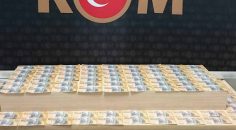 PİYASAYA SAHTE DOLAR SÜRMÜŞLER