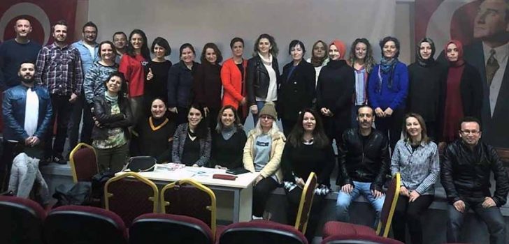 İNGİLİZCE ÖĞRETMENLERİNE EĞİTİM