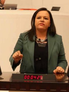 MİLLETVEKİLİ ÖK TBMM’DE KABUL EDİLEN KANUN HAKKINDA BİLGİ VERDİ