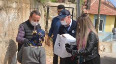 BABADAĞ’DA 65 YAŞ ÜSTÜ VATANDAŞLARA GIDA YARDIMI