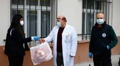 BÜYÜKŞEHİR SAĞLIK ÇALIŞANLARINI YALNIZ BIRAKMIYOR