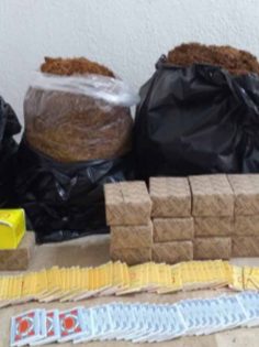 POLİSTEN KAÇAKÇILARA BASKIN