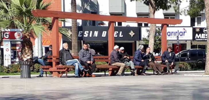 SOKAĞA ÇIKMA YASAĞINI 405 KİŞİ DELDİ, CEZA YAĞDI!