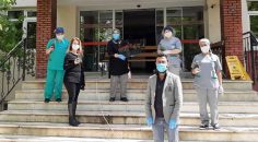 ÇAL’DA SAĞLIKÇI ANNELERİN GÜNÜ KUTLANDI