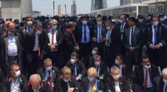 BARO BAŞKANI İLHAN DA OTURMA EYLEMİNDE