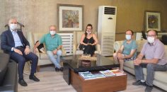 BAŞKAN ÖZBAŞ, ÜNLÜ TİYATROCUYU AĞIRLADI