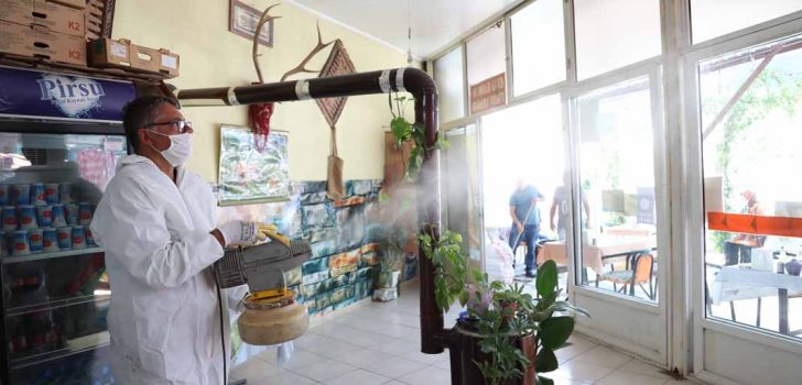 PAMUKKALE BELEDİYESİ’NDEN KARAHAYIT’TAKİ ESNAFLARA DESTEK