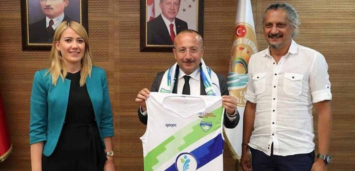 MERKEZEFENDİ BASKET’TEN VALİ ATİK’E ZİYARET