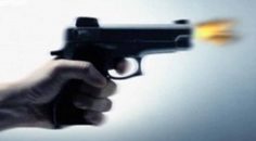 POLİSİN AYAĞI KIRILDI AMA VURARAK YAKALATTI