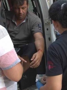 İŞTEN ÇIKARILDI PATRONUNUN EVİNİ BIÇAKLA BASTI