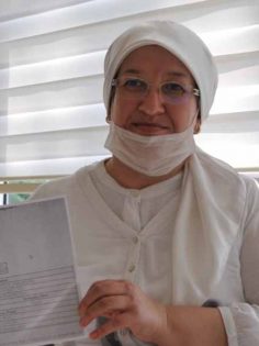BELEDİYE’NİN KURSUYLA 50 YAŞINDA ÜNİVERSİTELİ OLDU