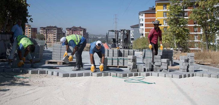 PINARKENT’TE TAŞ DÖŞEME ÇALIŞMALARI TAMAMLANDI
