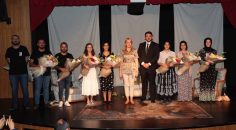 SAHNE ŞİMDİ MERKEZEFENDİLİ GENÇLERİN