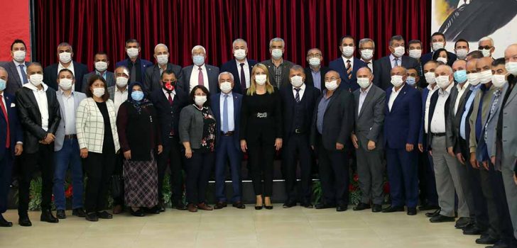 BAŞKAN DOĞAN MUHTARLARLA BİR ARAYA GELDİ