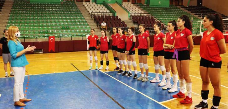 MERKEZEFENDİ’NİN SULTANLARI SAHAYA ÇIKIYOR