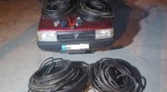 DİREKTEN KABLO ÇALAN HIRSIZLAR DİREKTE YAKALANDI