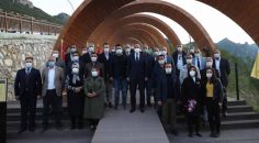 MECLİS ÜYELERİ VE MUHTARLARDAN SEYİR TEPESİ’NE TAM NOT