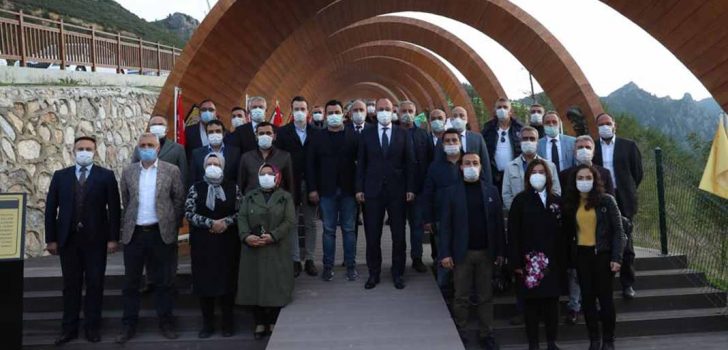 MECLİS ÜYELERİ VE MUHTARLARDAN SEYİR TEPESİ’NE TAM NOT