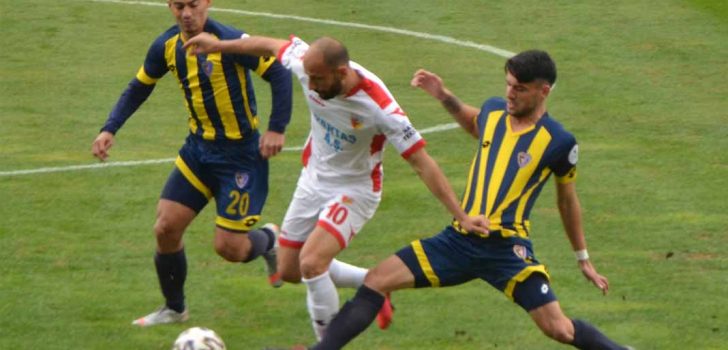 KIZILCABÖLÜKSPOR ÖNÜNE BAKIYOR