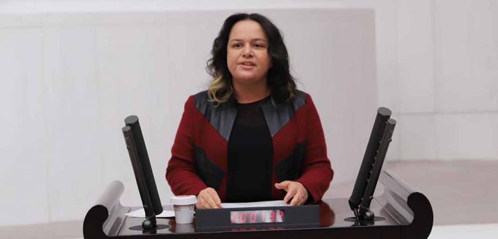 “KADINLARIN OLMADIĞI YERDE İLERLEMEDEN BAHSEDİLEMEZ”