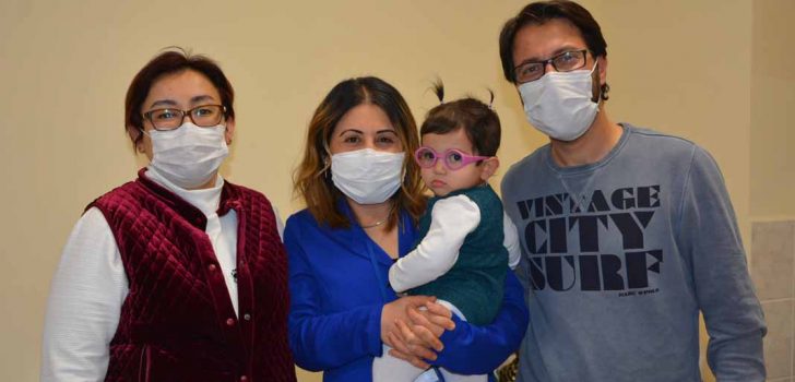 BEBEKLERDE DOĞUMSAL KATARAKT TEDAVİ EDİLEBİLİYOR