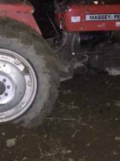 HONAZ’DA TRAKTÖR KAZASI: 1 ÖLÜ, 1 YARALI