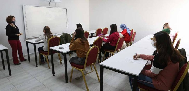 YAŞAM MERKEZLERİ’NDE ÖĞRENCİLERE DESTEK KURSU