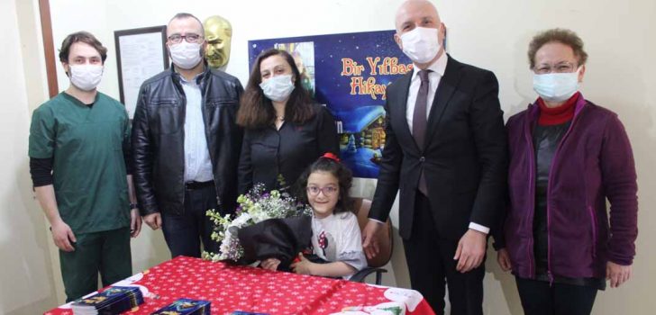 MİNİK GÜLSÜM ENGELLERİ AŞIP KİTAP YAZDI