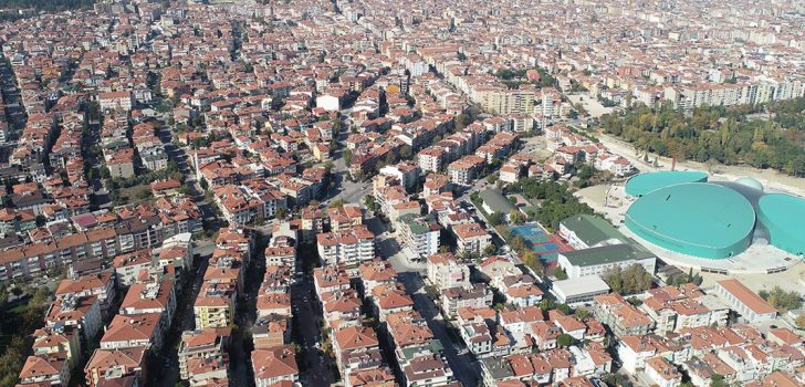 DENİZLİLİLER EN ÇOK İZMİR’DE YAŞIYOR