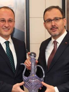 BAŞKAN ÖRKİ, BAKAN KASAPOĞLU’NU AĞIRLADI