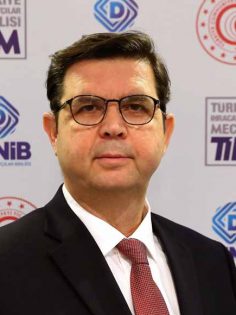 DENİZLİ’NİN ŞUBAT AYINDA DA İHRACATI HIZ KESMEDİ