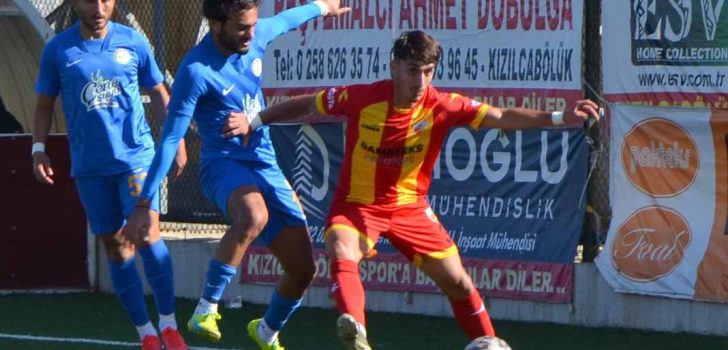 KIZILCABÖLÜKSPOR DERİNCE ÖNÜNDE