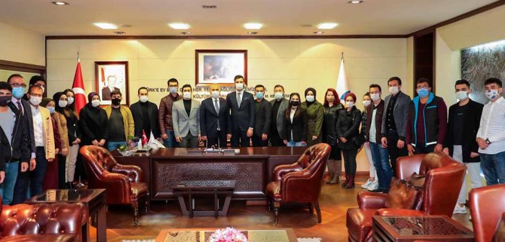 GENÇLİK KOLLARI’NDAN BAŞKAN ZOLAN’A ZİYARET