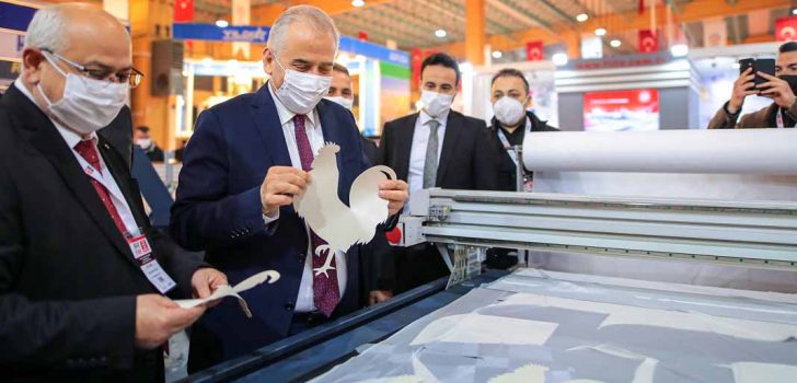 BAŞKAN ZOLAN TEKSTİL MAKİNELERİ FUARI’NI ZİYARET ETTİ