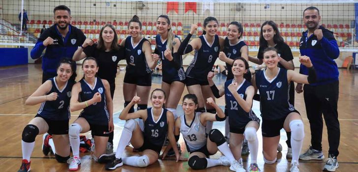 PAMUKKALE BELEDİYESPOR KADIN VOLEYBOL TAKIMI 4. OLDU