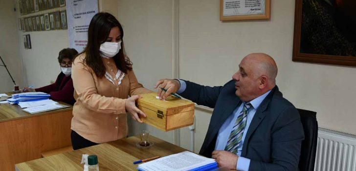 BELEDİYE FAALİYET RAPORU MECLİS’TE KABUL EDİLDİ