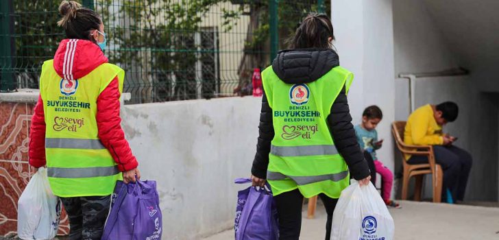 BÜYÜKŞEHİR’DEN İHTİYAÇ SAHİPLERİNE BİNLERCE GIDA PAKETİ