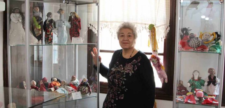 ÇÖPE HAYAT VEREN KADIN