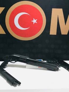 EMNİYET KAÇAKÇILARA OPERASYON YAPTI