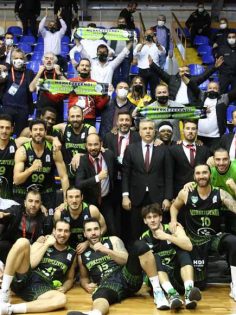 MERKEZEFENDİ DENİZLİ BASKET ŞAMPİYON OLDU