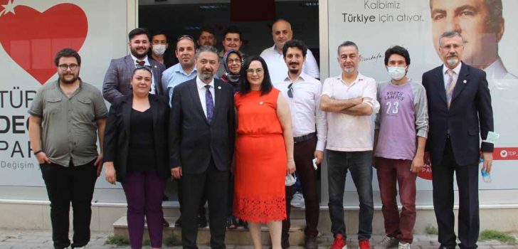 TÜRKİYE DEĞİŞİM PARTİSİ PAMUKKALE’DE KONGRE YAPILDI