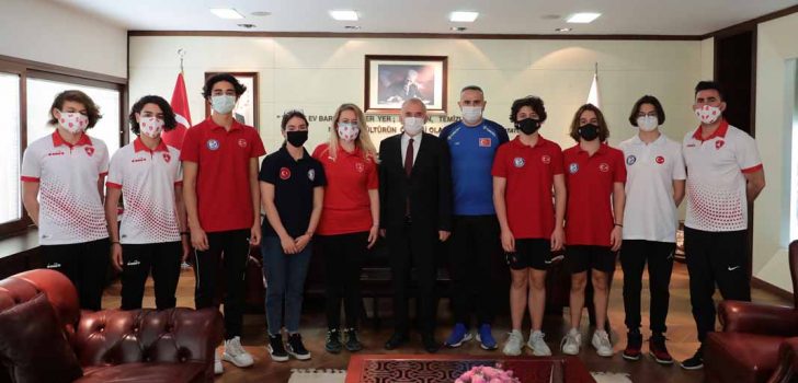 MİLLİLERDEN BAŞKAN ZOLAN’A ZİYARET