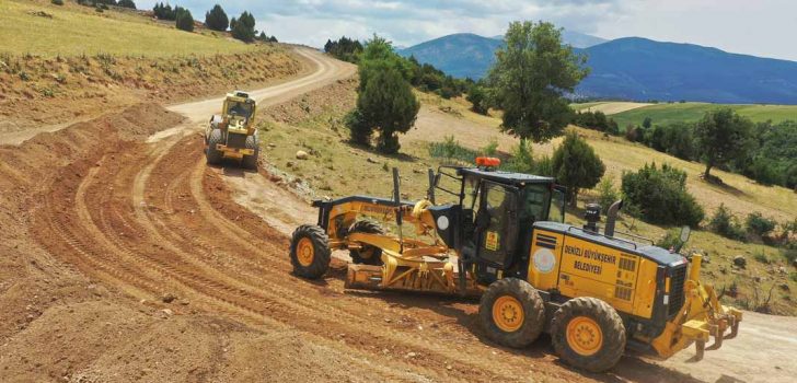 BÜYÜKŞEHİR’DEN YENİ SEZONDA 450 KM ASFALT