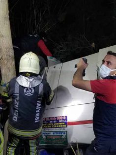 DENİZLİ’DE KORKUNÇ KAZA: 3 ÖLÜ, 5 YARALI