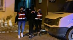 OYUN OYNADIĞI KIZI KANDIRIP KAÇIRDI