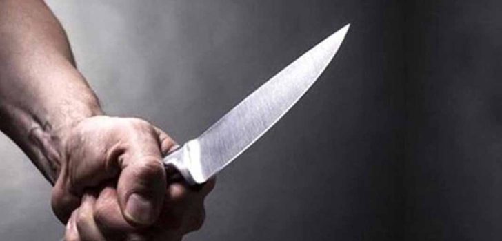 TARTIŞTIĞI ARKADAŞINI BIÇAKLAYIP 4’ÜNCÜ KATTAN ATLADI